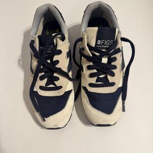 NEW BALANCE X FIGS WOMENS SNEAKER CASUAL ATHLEISURE WORK SNEAKER SZ 4.5